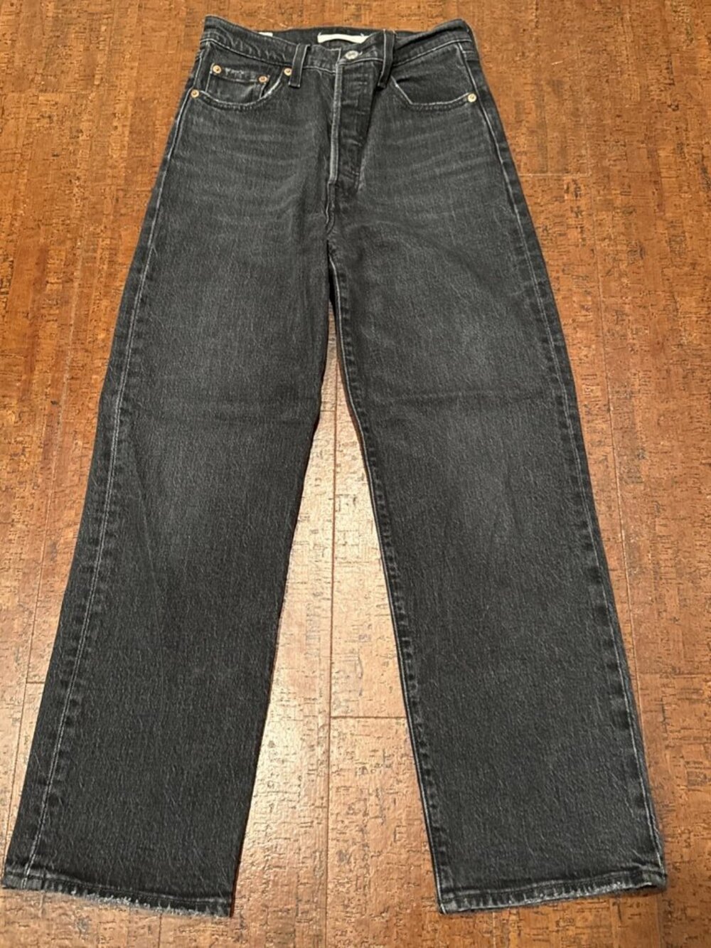 Levi’s Women’s 26 Washed Black Rib Cage Straight Jeans Denim